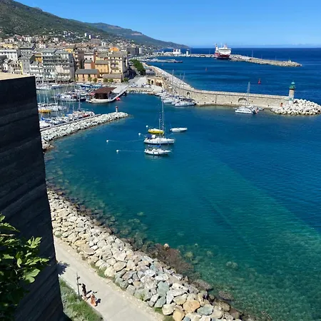 Climatise Avec Patio En Haute Corse 5 Couchages Camp du Cap Sud